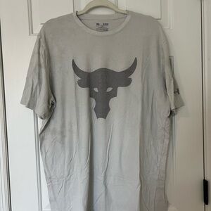 Under Armour Gray Bull Icon Tee